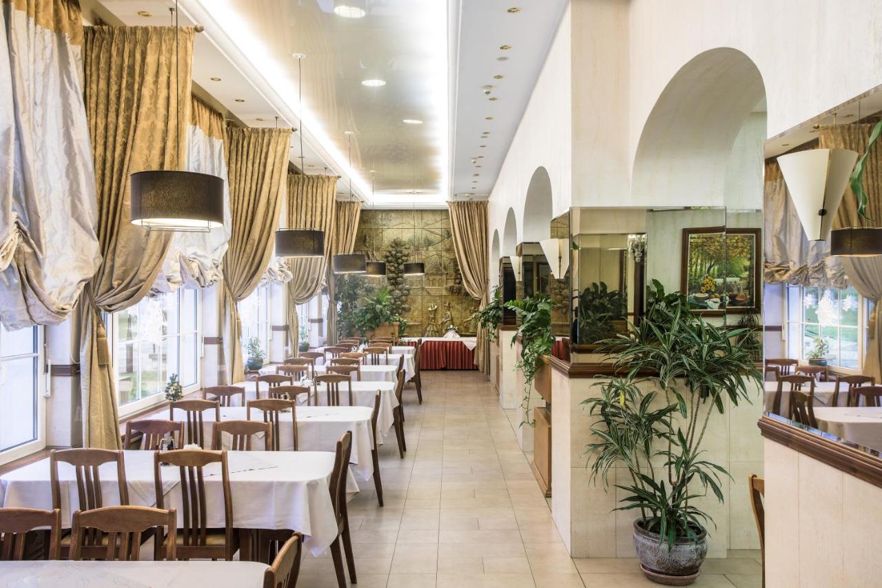 Jan Kazimierz Hotell Duszniki Zdrój Exteriör bild